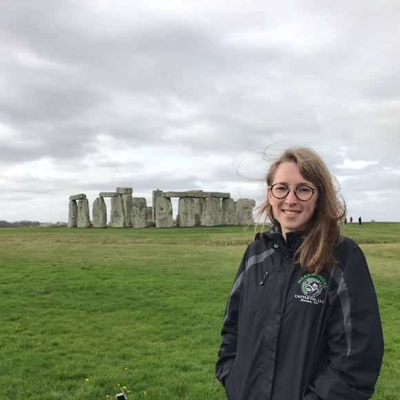 Meet your Posher, Macy - Picture 1 of 1